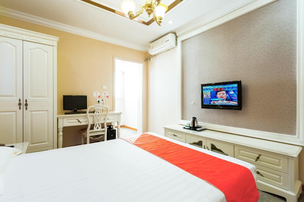 Nafee Hotel Zhenjiang  Bagian luar foto